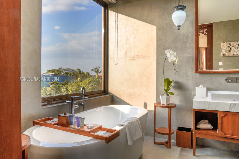 Bathtub at seaview suite in Kuta Beach, Bali
