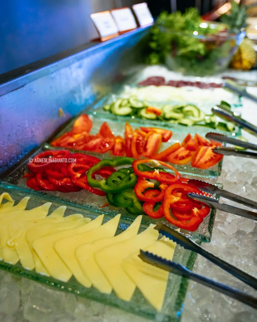 Breakfast buffet at Wyndham Jivva Bali