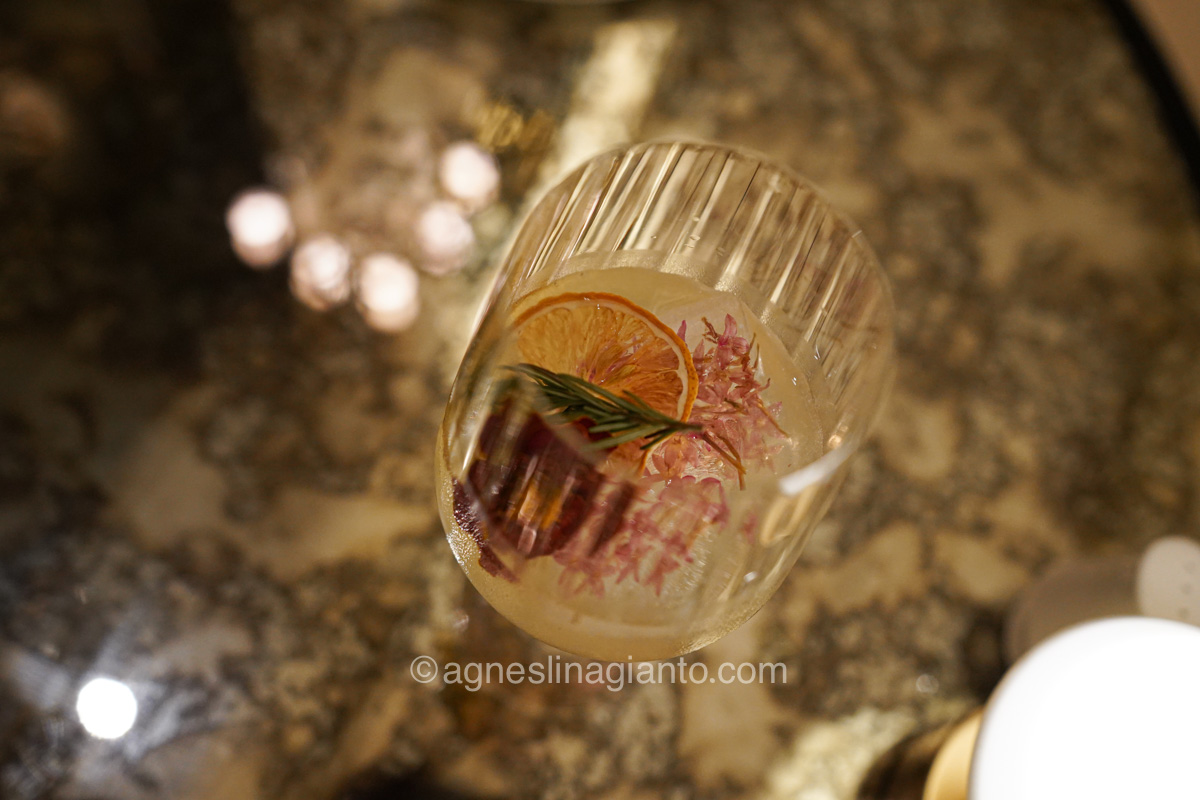 Cocktail at ALICE, Langham Jakarta