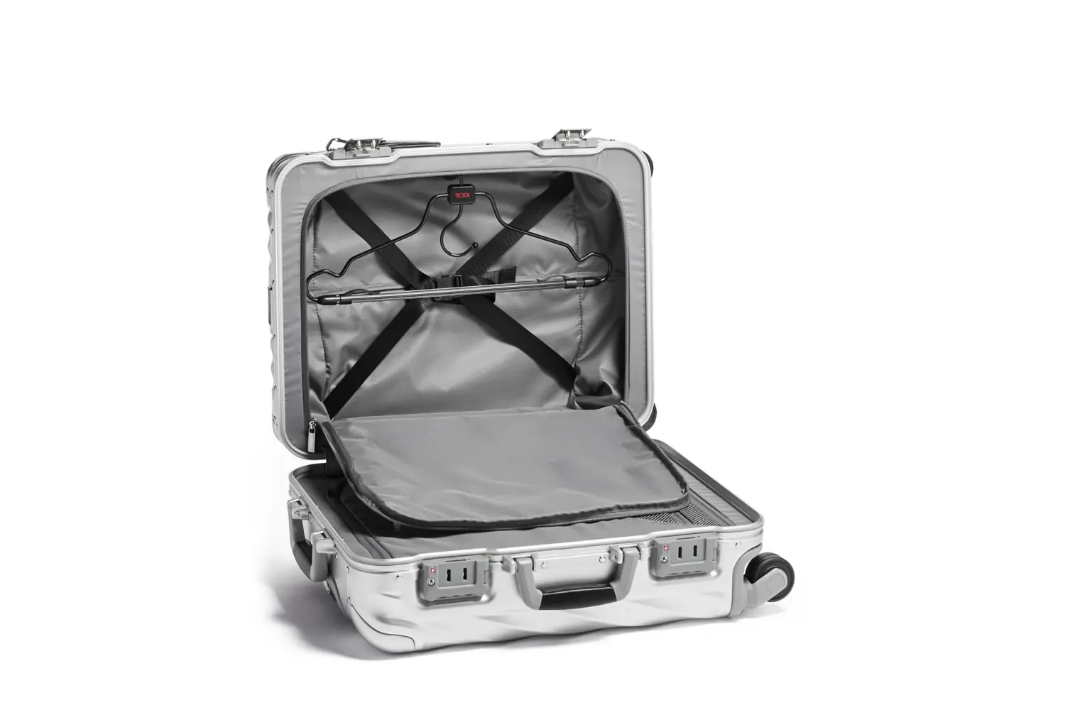 Tumi 19 Degree Aluminium Carry-On. A luxury travel review by The Luxe Destination