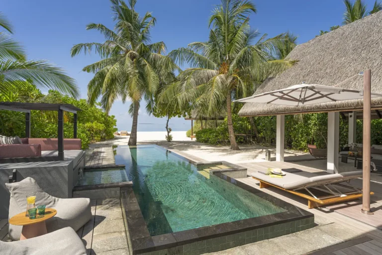 Four Seasons Landaa Giraavaru, Baa Atoll, Maldives