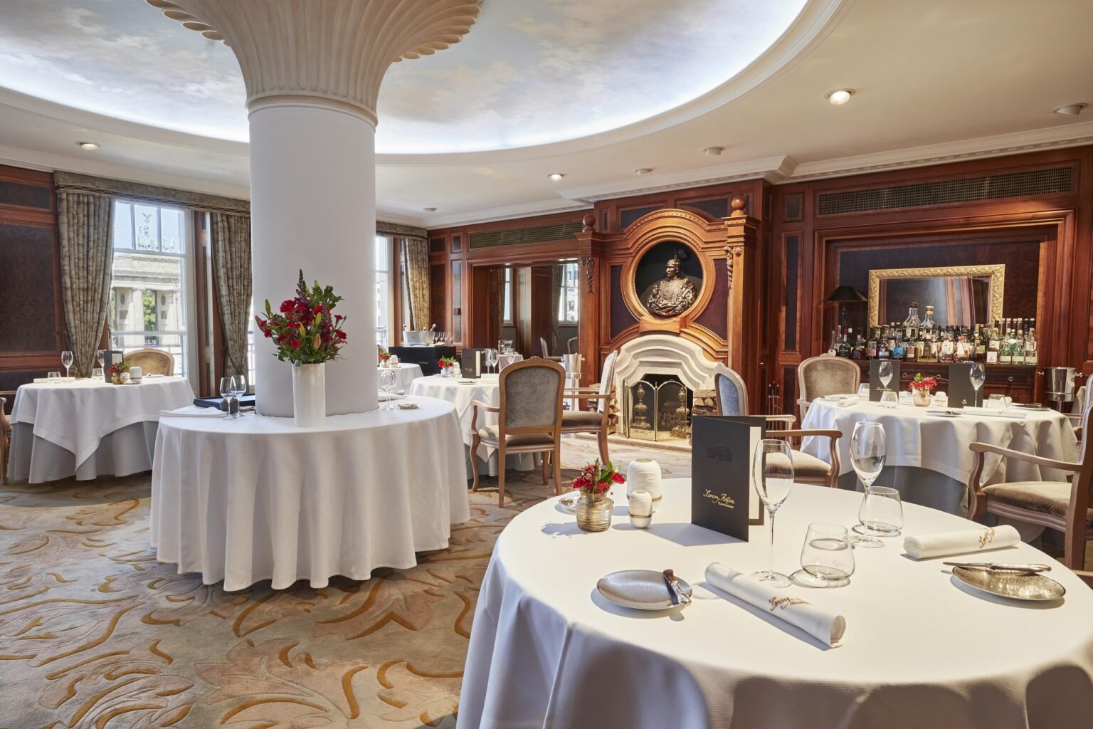 Lorenz Adlon Esszimmer dining room at Hotel Adlon Kempinski